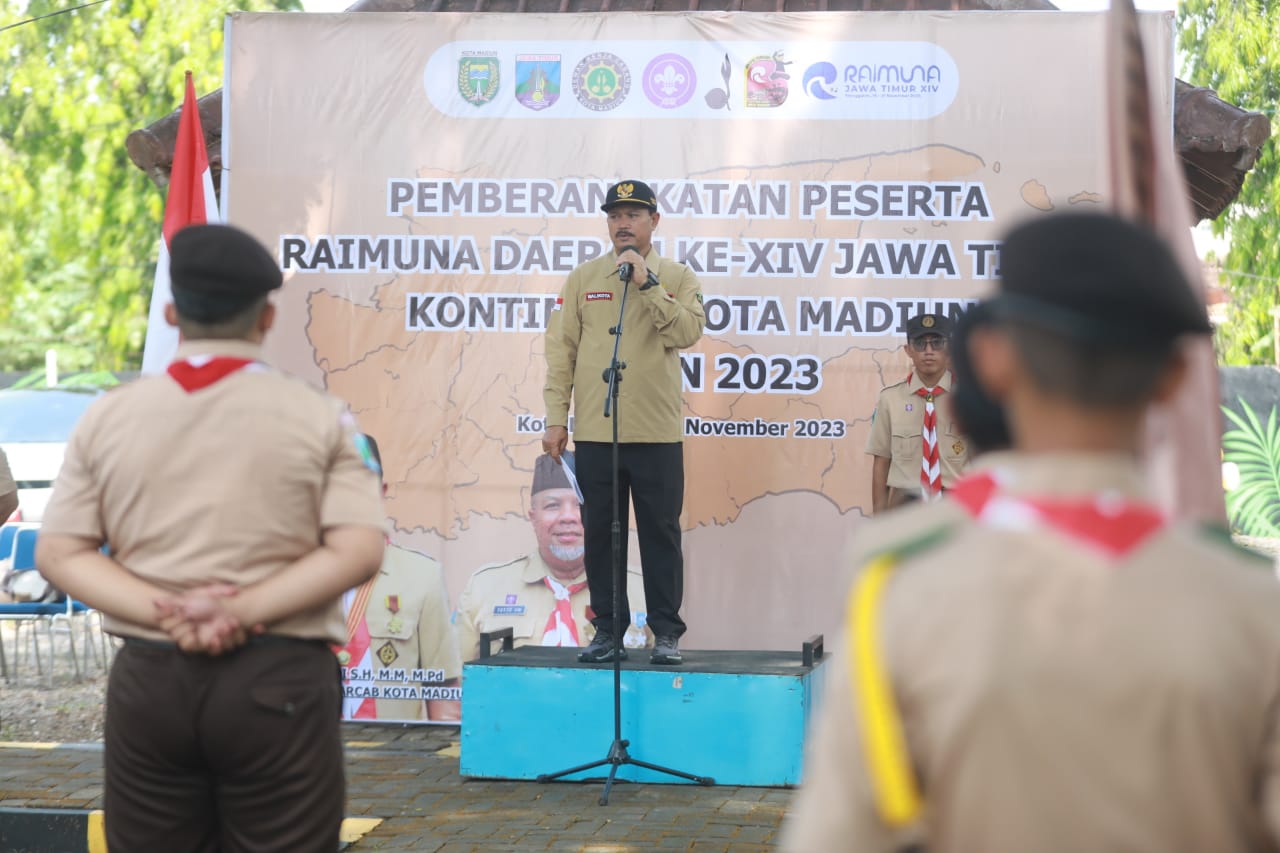 Berangkatkan Peserta Raimuna Pramuka ke XIV Jatim, Wali Kota Pesan Jaga Nama Baik Kota