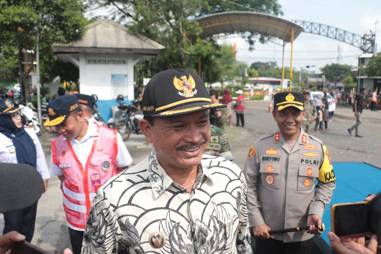Foto 9 dari 10: Berangkatkan Balik Gratis, Wali Kota: Lebaran Jadi Aman, Berkesan, dan Nyaman