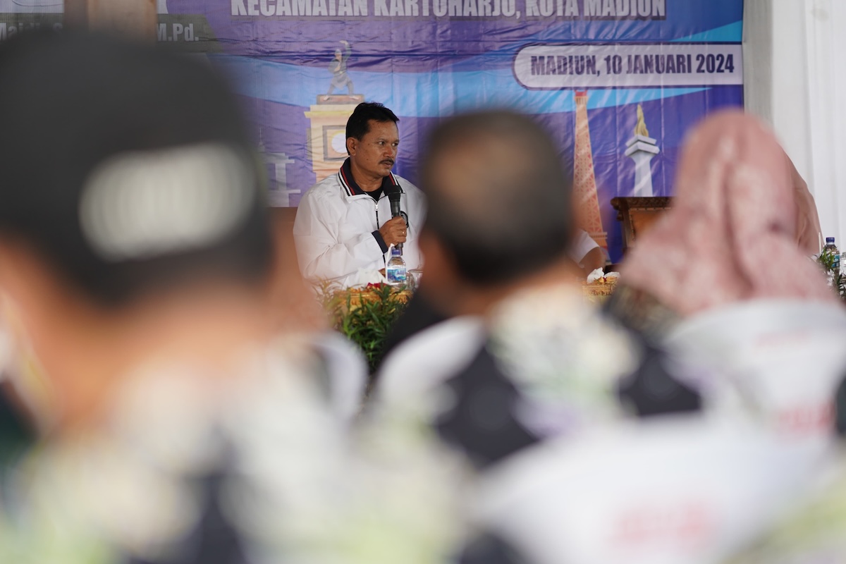 Foto 11 dari 18: Musrenbang di Dua Kelurahan, Wali Kota Sampaikan Arah Pembangunan Kota Kedepan