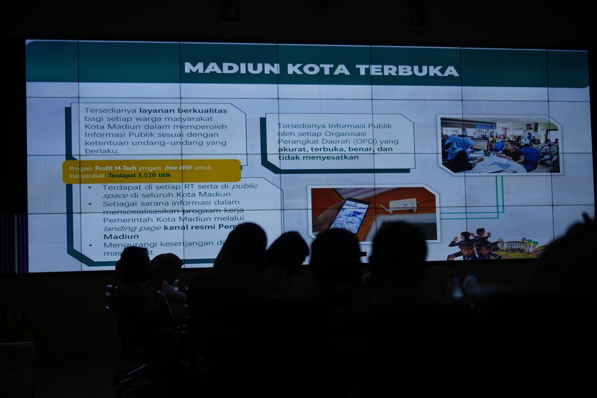 Foto 3 dari 8: Belajar Keterbukaan Informasi di Kota Madiun, Ketua Komisi A DPRD DIY: Kota Madiun Keren dan Menginspirasi Daerah Lain