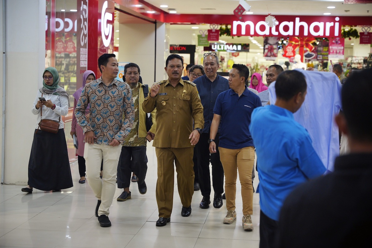 Foto 7 dari 8: Buka Pusat Game Dan Foodcourt Di Plaza Madiun, Wali Kota : Sarana Rekreasi Makin Lengkap