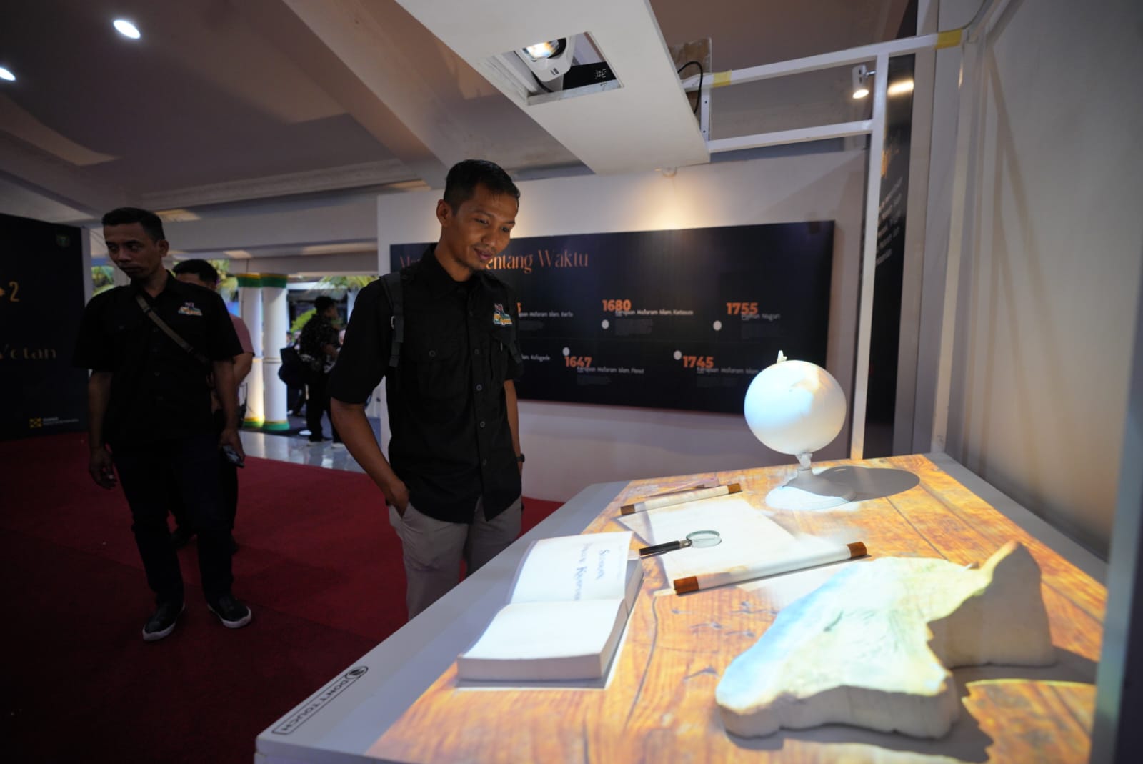 Foto 6 dari 10: Ada Pameran Permusiuman Mahabandhana #2 Merajut Budaya Mataraman di Rumdin Wali Kota, Dibuka untuk Umum Sampai 25 Juli Nanti