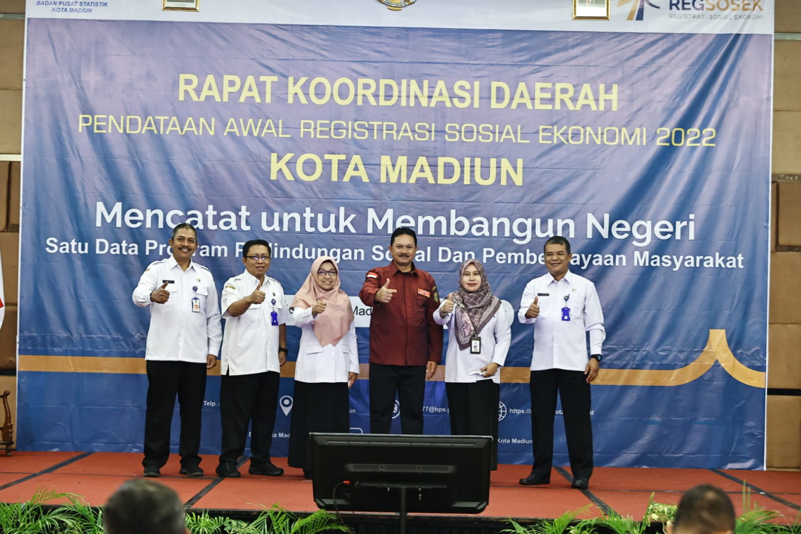 Foto 8 dari 10: Dukung Regsosek 2022, Wali Kota Harap Warga Jujur Sampaikan Data