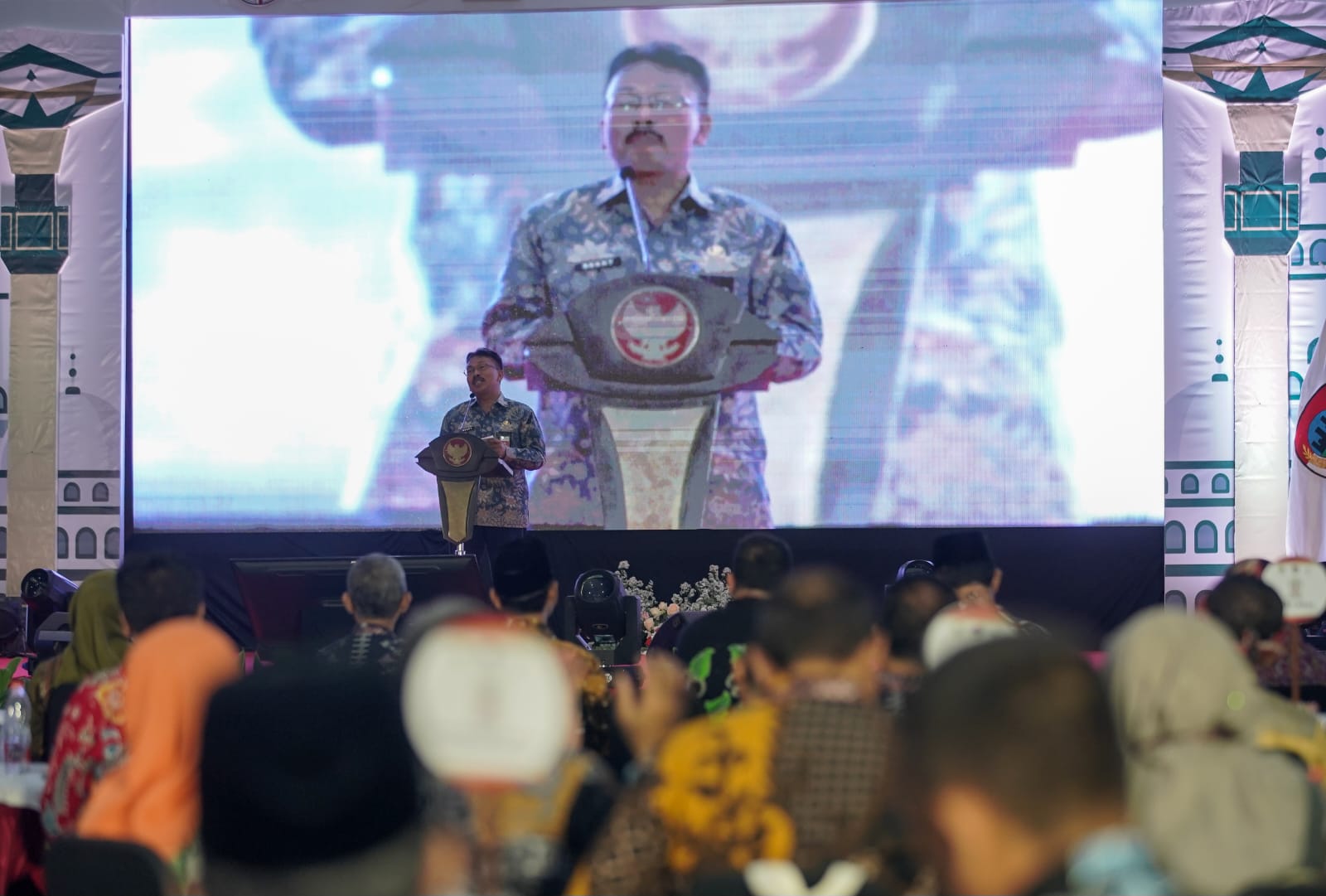 Foto 3 dari 9: Hadiri Rakerkomwil IV Ke-18 Di Pasuruan, Wali Kota Siap Jalankan Sinergi Pembangunan Berkelanjutan