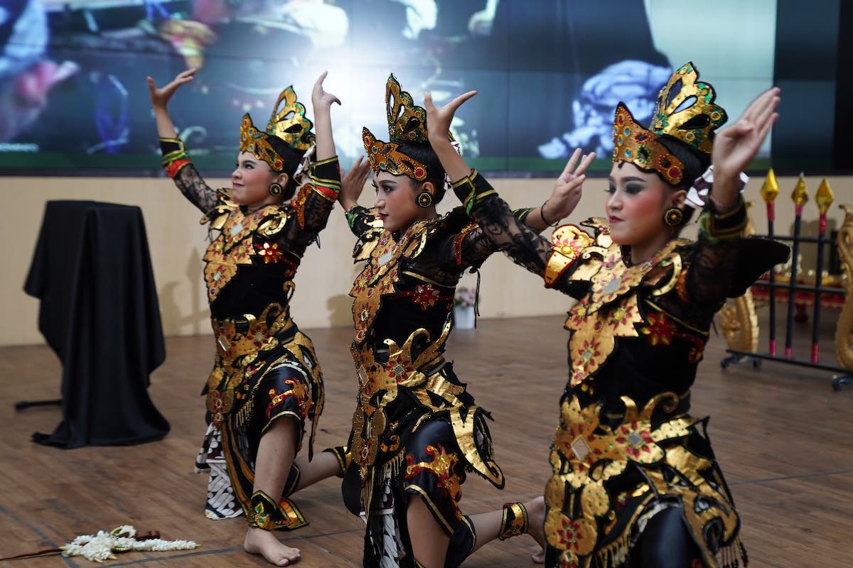 Foto 1 dari 9: Sambut Utusan Perwakilan Republik Ceko, Wali Kota: Kita Ada Kerja Sama dengan Ceko Untuk Pendidikan dan Kebudayaan