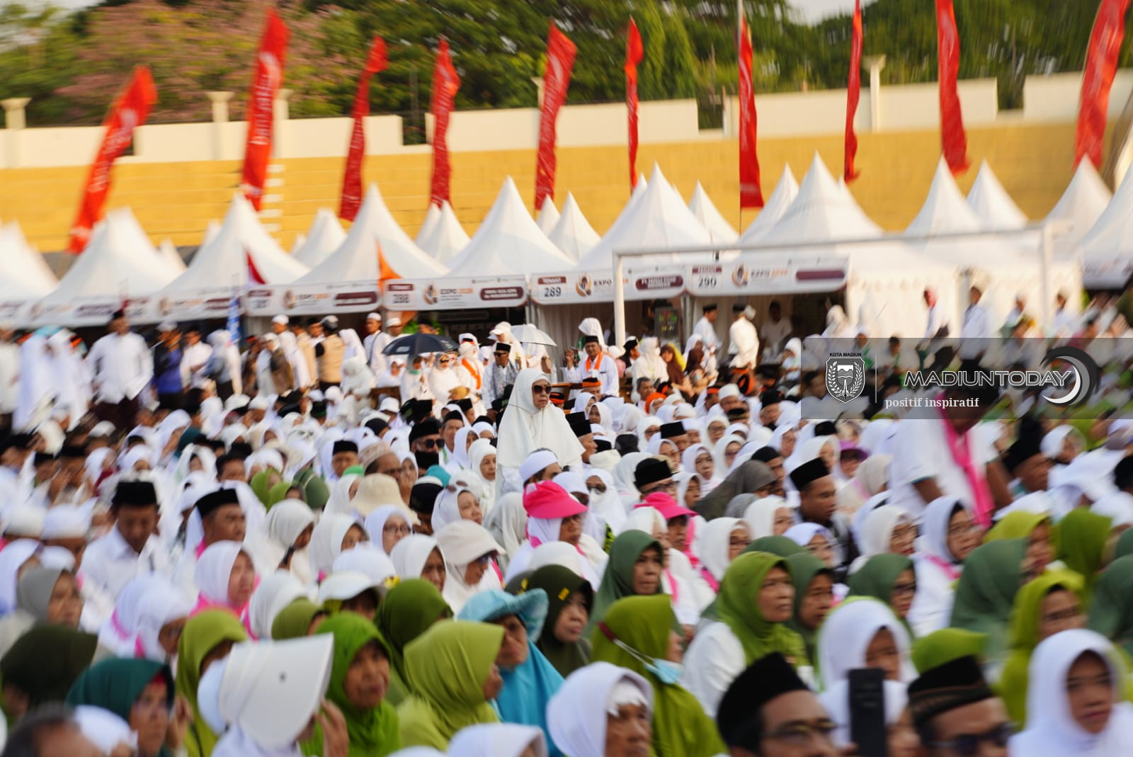 Foto 15 dari 20: Kota Madiun Ukir Sejarah, Jadi Tuan Rumah Giat Perdana EXPO UMKM dan Ekosistem Haji-Umrah