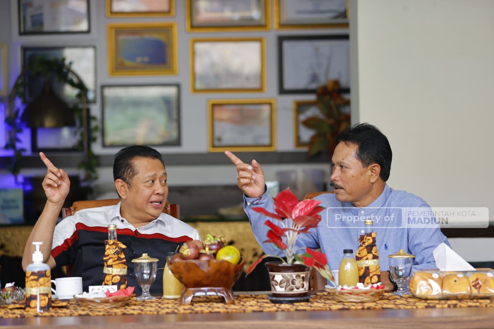 Foto 3 dari 7: Sambut Ketua MPR RI, Wali Kota Sampaikan Terima Kasih Kota Madiun Jadi Lokasi Jamnas IMI