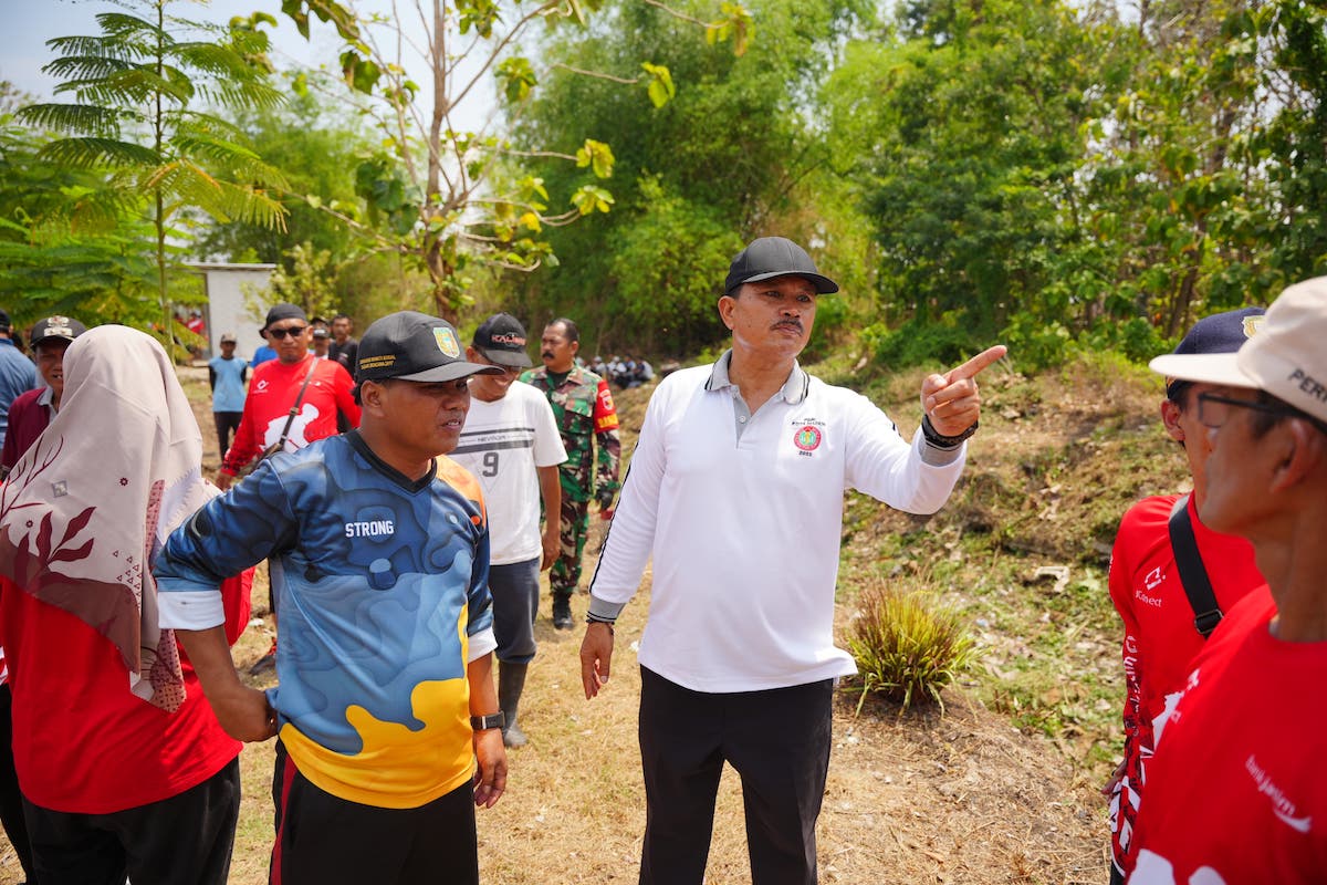 Bersih-Bersih Di Kampung Tematik, Wali Kota Imbau Warga Jaga Lingkungan Agar Tetap Bersih