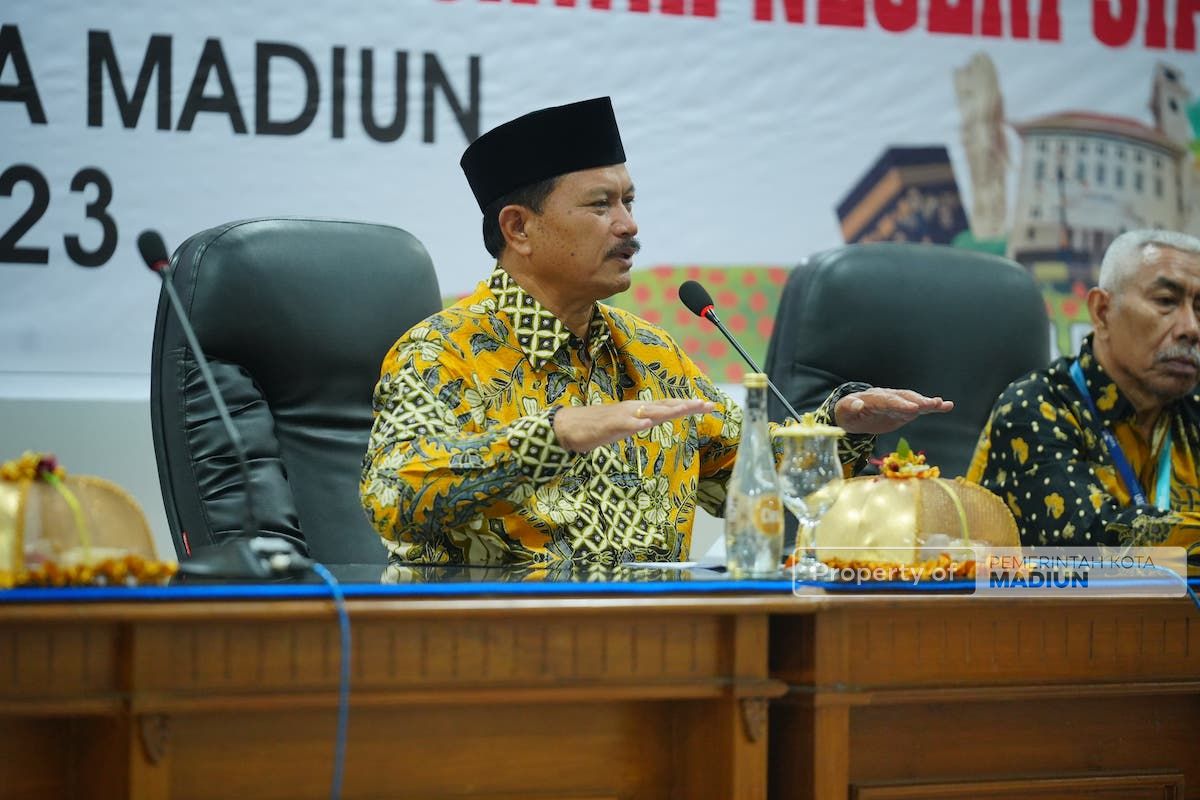 Foto 1 dari 8: Gelar Pembinaan Bagi Calon Purna Tugas ASN, Wali Kota Harap Tetap Produktif di Masa Pensiun