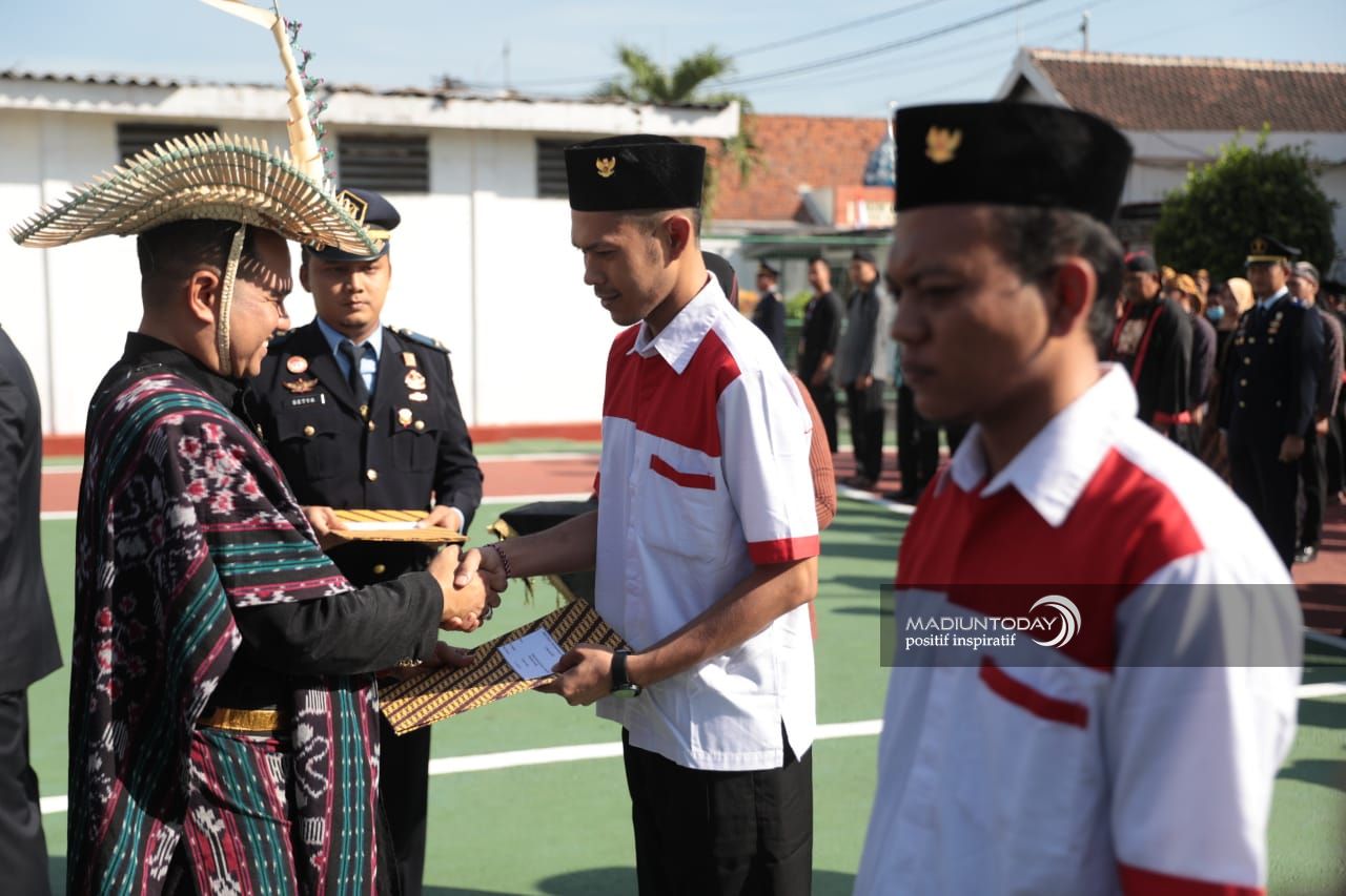 Foto utama berita: 894 Warga Binaan Lapas I Madiun Dapat Remisi Di Hari Kemerdekaan