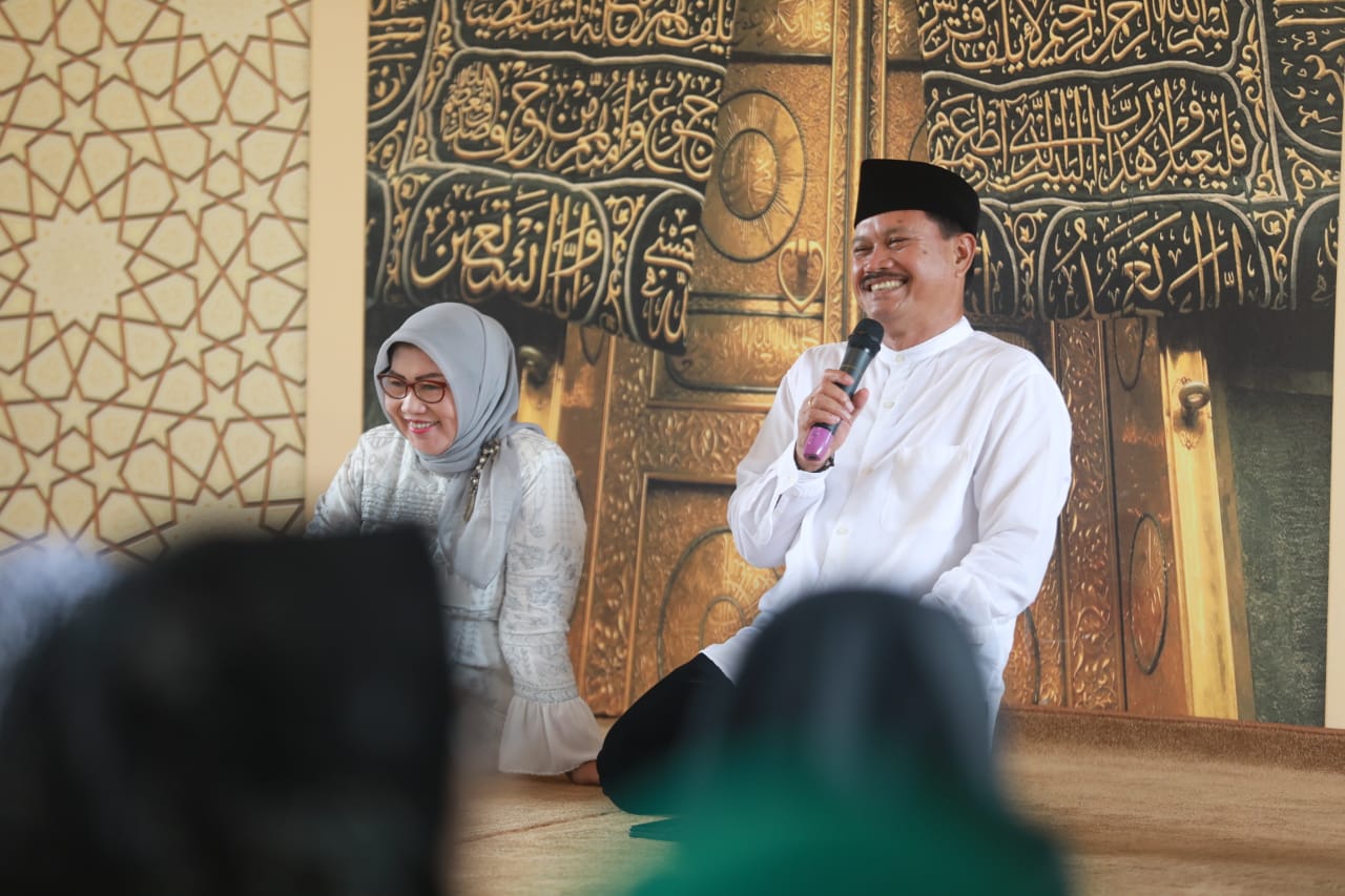 Foto 9 dari 12: Sambut Bulan Suci Ramadan, Wali Kota Gelar Pengajian di Pondok Abi Bahrun