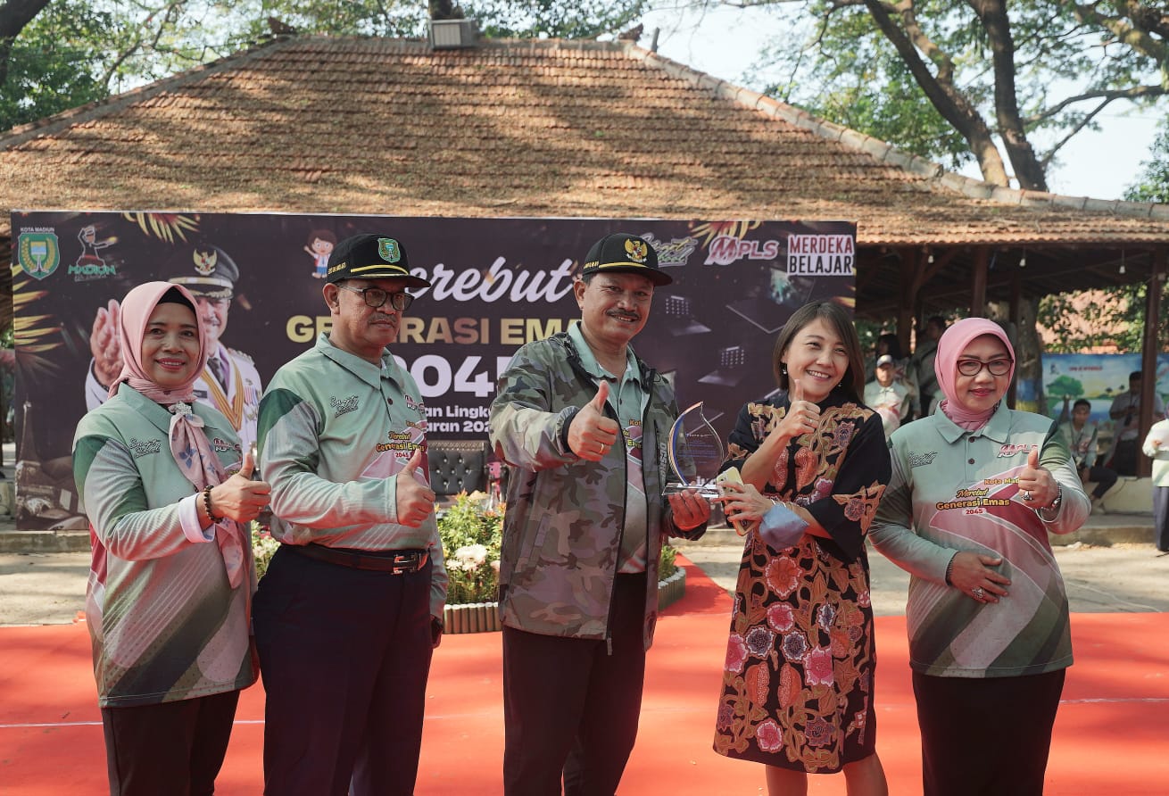 Foto 3 dari 3: Sah Google Partner for Education dampingi Kota Madiun Wujudkan Generasi Emas 2045