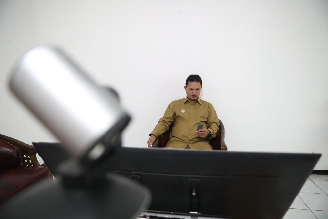 Foto 4 dari 4: Ikuti Rakor Pemberantasan Korupsi dan Indikator MCP, Wali Kota: Kita Sudah Maksimal Tinggal Sektor Retribusi yang Belum Sepenuhnya Secara Elektronik