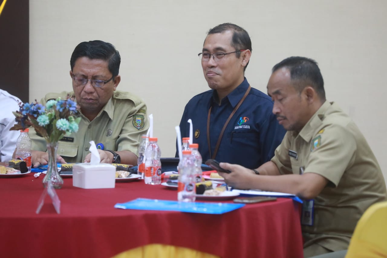 Foto 10 dari 12: Buka Musrenbang DisnakerKUKM, Wali Kota Harap Pengumpulan Bank Data Sebagai Acuan Pembangunan