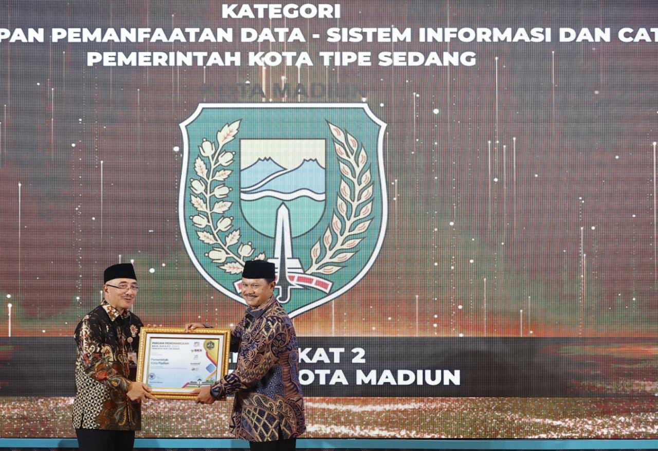Foto 2 dari 3: Ukir Prestasi Lagi, Kota Madiun Raih BKN Award Langsung Tiga Kategori