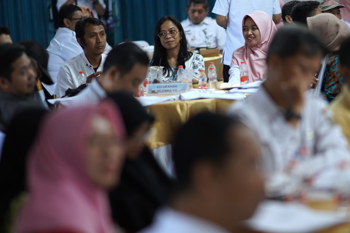 Foto 7 dari 9: Musrenbang Kecamatan Kartoharjo, Wali Kota Harap Partisipasi Masyarakat Dalam Pembangunan Terus Ditingkatkan