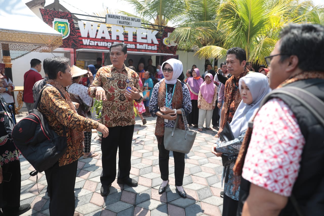 Foto utama berita: Masuk Nominasi Award Peduli Ketahanan Pangan, Tim Penilai Gelar Verlap