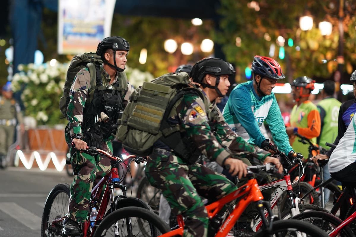 Foto 6 dari 23: Beragam Keseruan Gowes Malam, Wali Kota Apresiasi Antusiasme Masyarakat