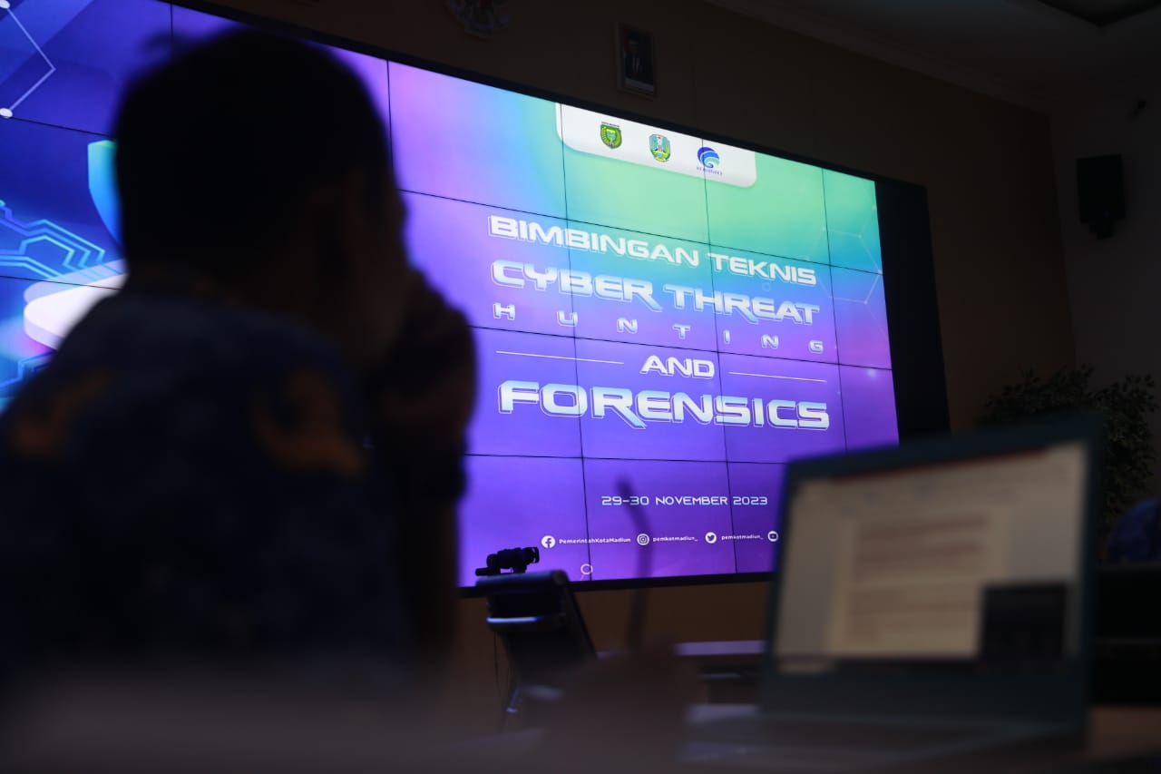 Foto 1 dari 10: Tingkatkan Keamanan Digital, Diskominfo Gelar Bimtek Cyber Threat Hunting and Forensic