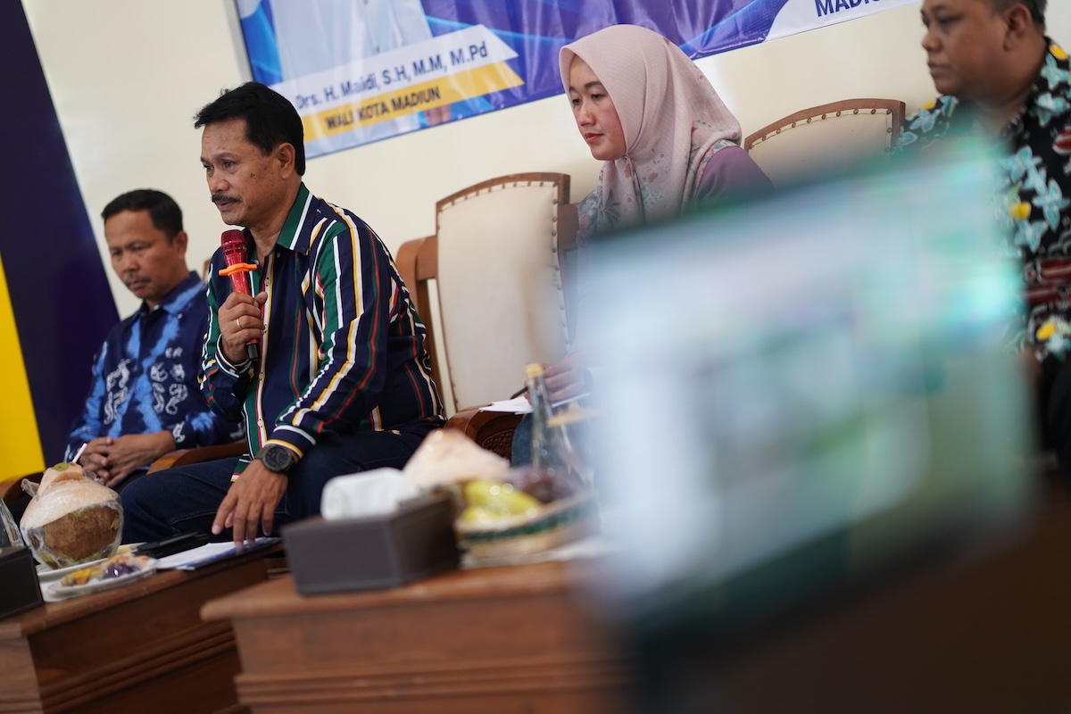 Foto 2 dari 8: Musrenbang di Kelurahan Sogaten dan Kelurahan Kuncen, Wali Kota Wadahi Usulan dari Warga