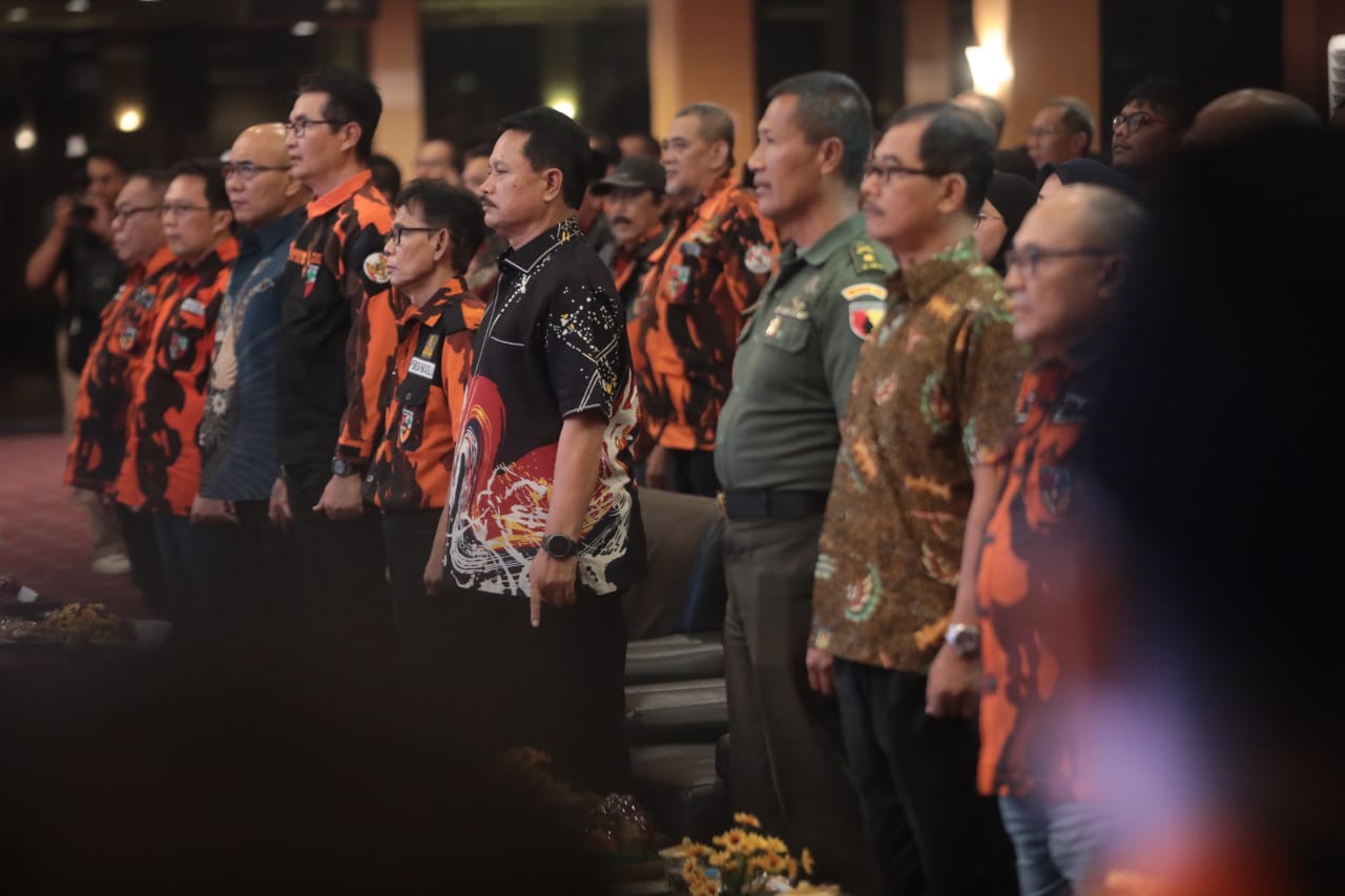 Foto 10 dari 14: Hadiri Pelantikan MPC PP Kota Madiun, Walikota Berikan Apresiasi