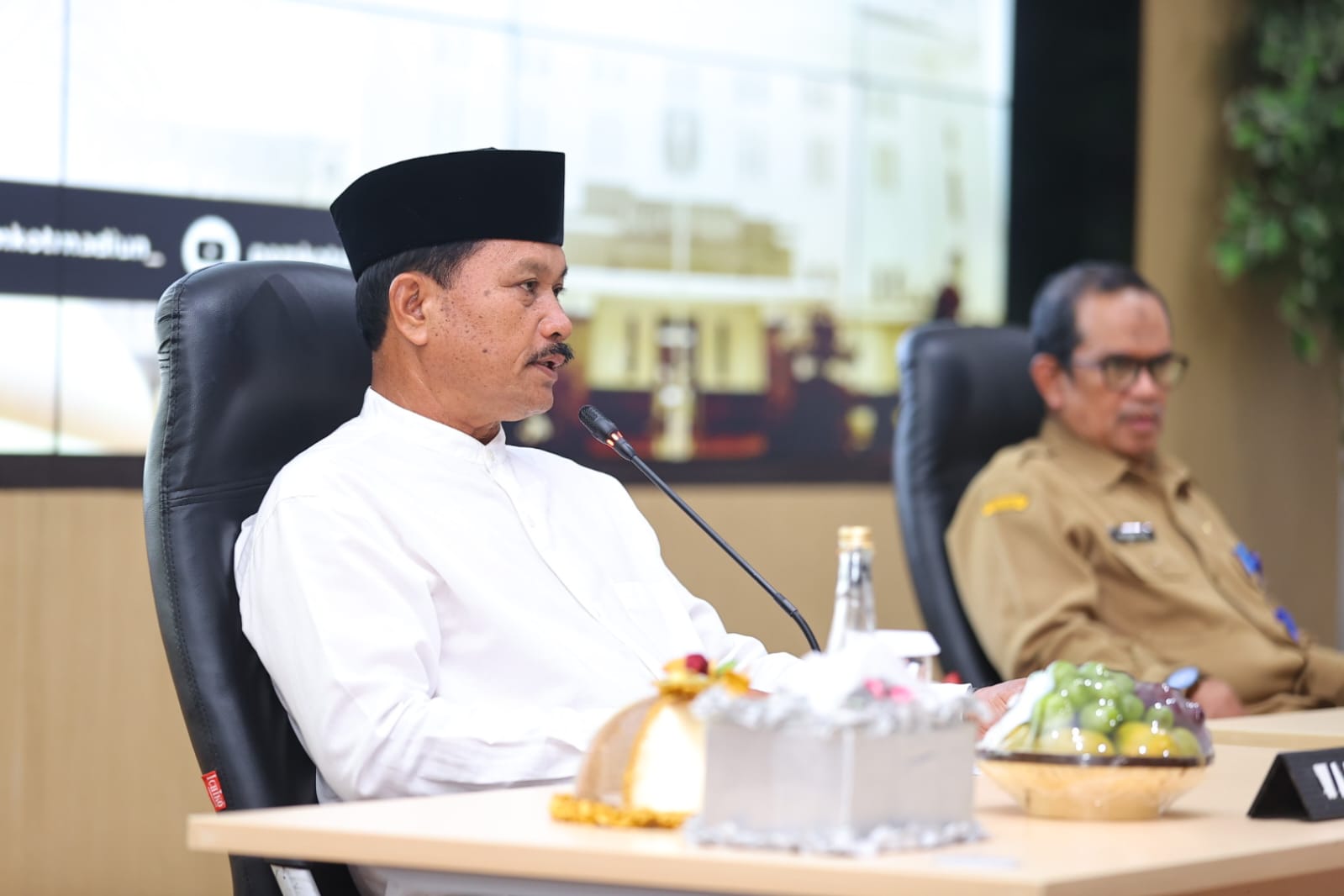 Foto 9 dari 10: Lantik 23 Pejabat, Wali Kota Sebut Masih Ada Pergeseran Lagi Dalam Waktu Dekat