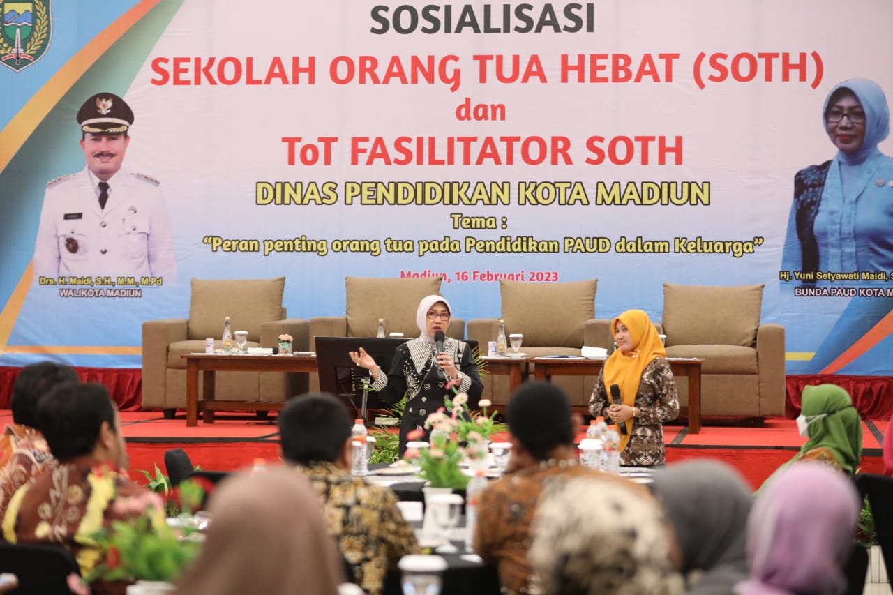 Foto 8 dari 9: Optimalkan Pendidikan Keluarga, Pemkot Sosialisasikan Sekolah Orang Tua Hebat