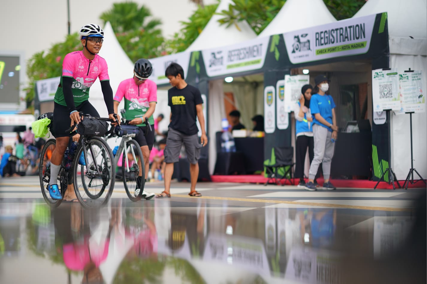Foto 8 dari 10: PSC Jadi Checkpoint Pertama East Java Journey 2023, Azrul Ananda : Ini Salah Satu Pusat Kota Favorit Saya…