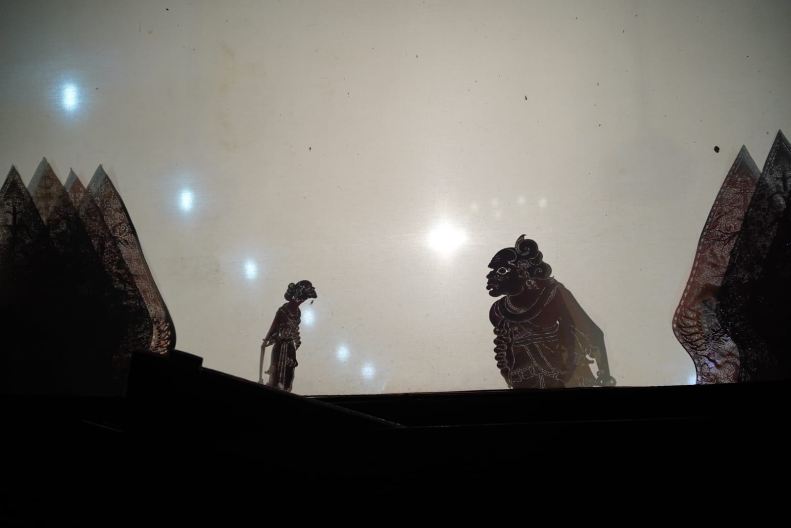 Foto 3 dari 14: Beri Hiburan Masyarakat, Wali Kota Gelar Event Wayang Kulit