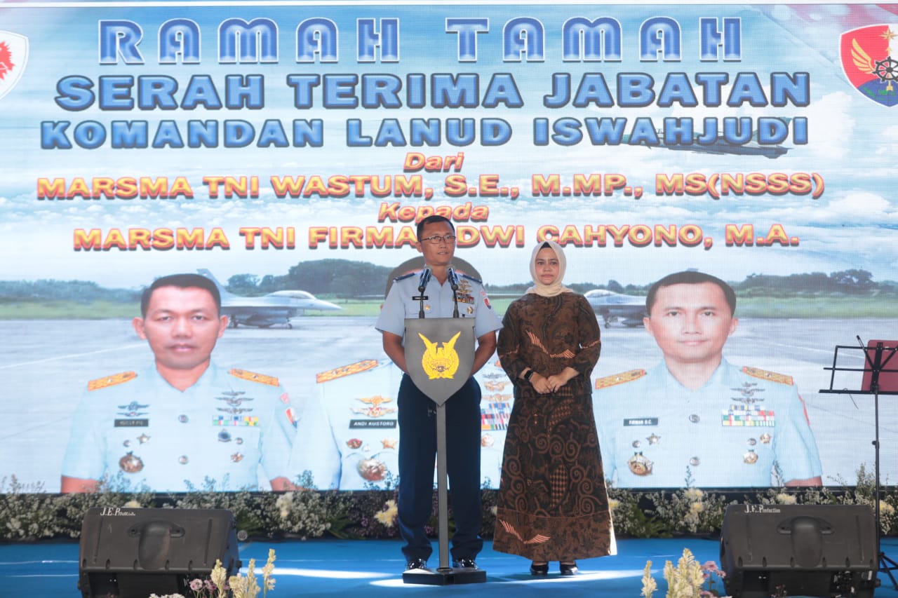 Foto 6 dari 8: Hadiri Pisah Sambut Danlanud Iswahjudi, Wali Kota Harap Makin Tingkatkan Sinergi