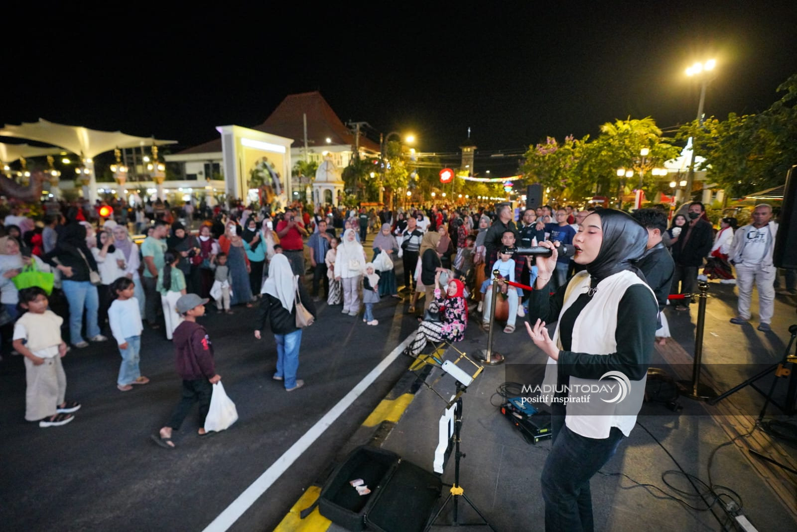 Spectra Night Lengkapi Gelaran Madiun Menari, Jadi Hiburan Tersendiri, Pemkot Juga Hadirkan Pelayanan