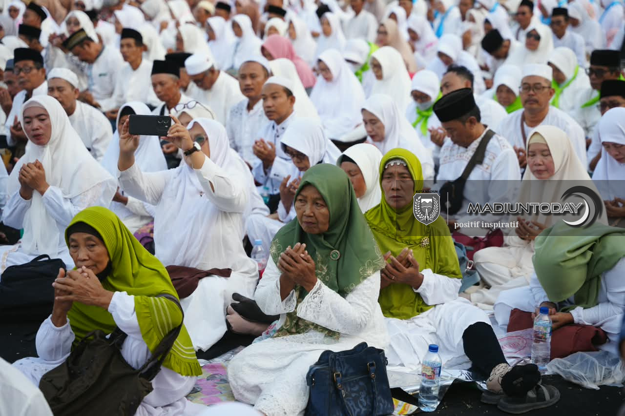 Foto 5 dari 20: Kota Madiun Ukir Sejarah, Jadi Tuan Rumah Giat Perdana EXPO UMKM dan Ekosistem Haji-Umrah