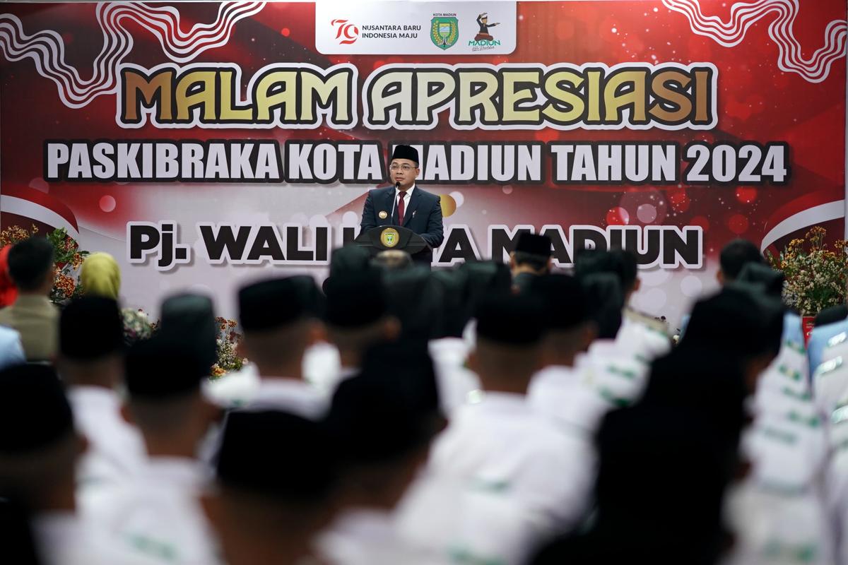 Foto utama berita: Tak Ada Resepsi Kenegaraan, Pemkot Gelar Malam Apresiasi Kepada Paskibraka Sebagai Gantinya