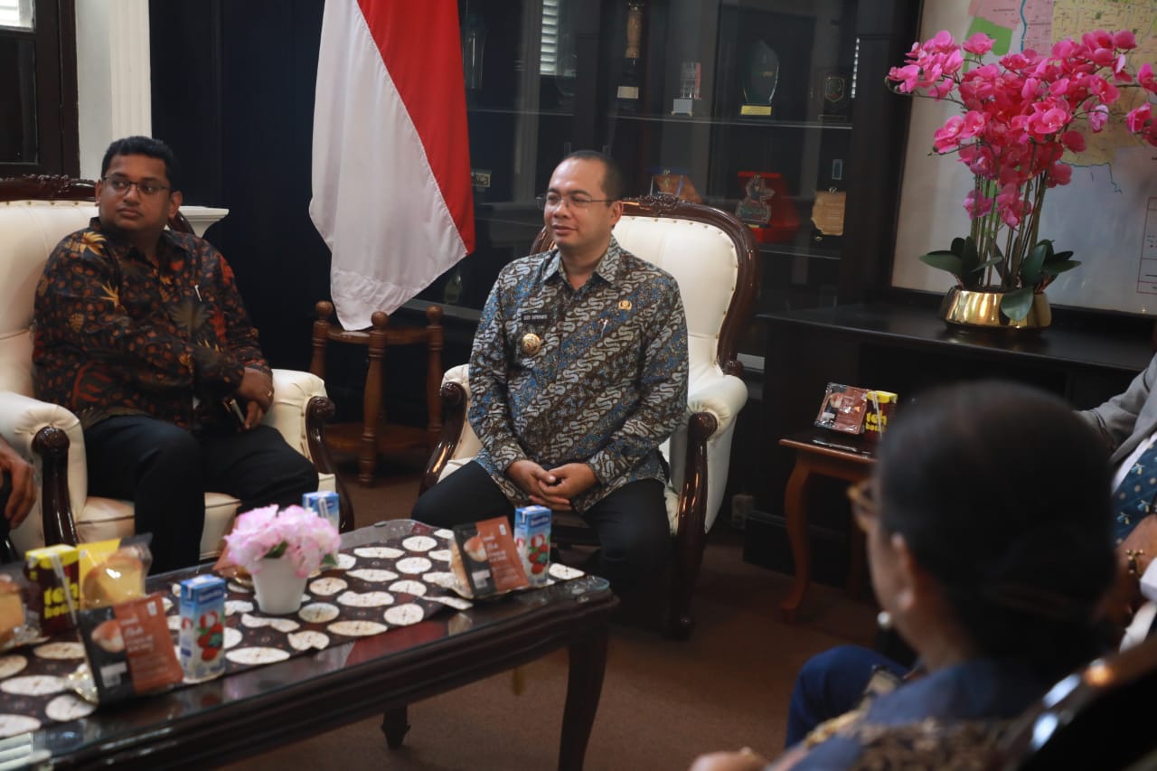 Foto 6 dari 8: Jajaki Kerja Sama Berbagai Bidang, Pj Wali Kota Terima Kunjungan Kerja Konsul Kehormatan India