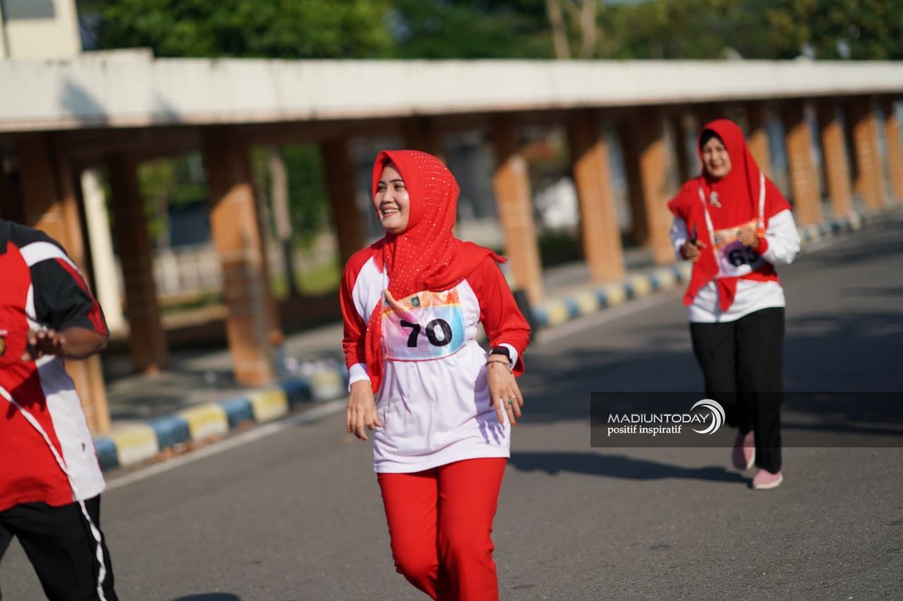 Foto utama berita: Agar Pelayanan Optimal, Dinkes PPKB Kenalkan SIPGAR untuk Ukur Kebugaran