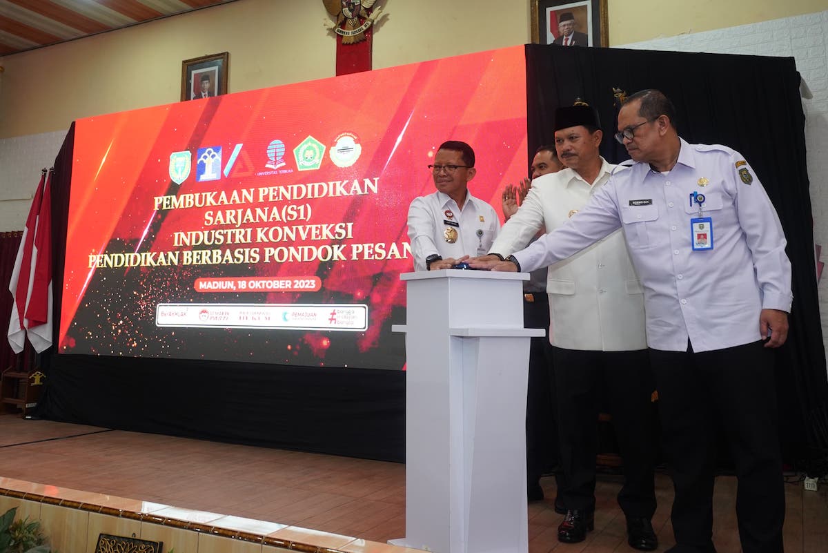Sah, Pemkot Madiun Kuliahkan 20 Napi, Fasilitasi Laptop dan Gratis Biaya Sampai Wisuda