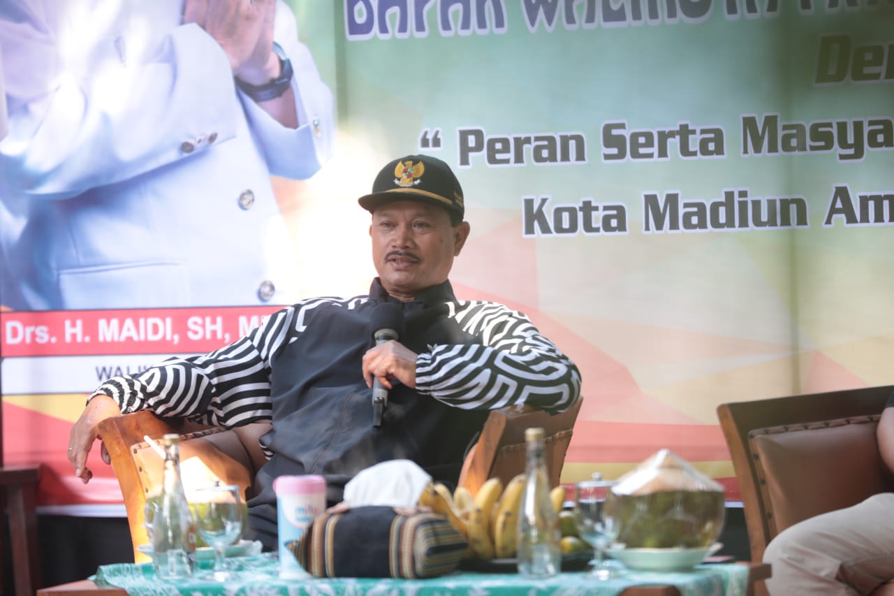 Gelar Cangkrukan di Dua Kelurahan, Wali Kota Imbau Warga Ikut Wujudkan Keamanan dan Kedamaian Kota
