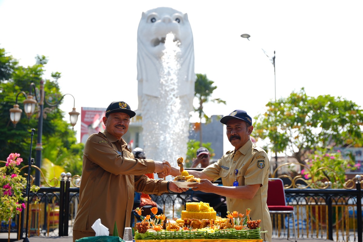 Foto 1 dari 3: Borong Penghargaan di Bidang Lingkungan, Wali Kota Beri Apresiasi ke Pemenang dan Petugas Kebersihan