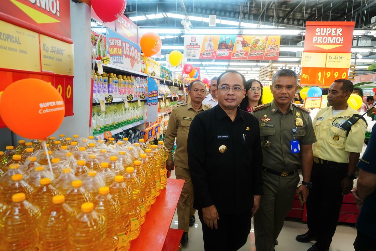 Foto 10 dari 14: Grand Opening Superindo, Pusat Belanja di Kota Madiun Semakin Lengkap