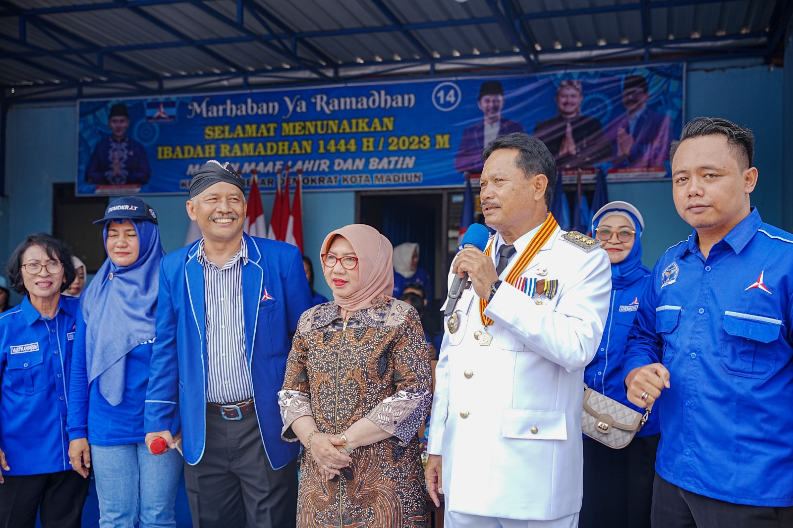 Foto 3 dari 10: Peringati 4 Tahun MaDa, Wali Kota Hadiri Pagelaran Reog di DPC Demokrat