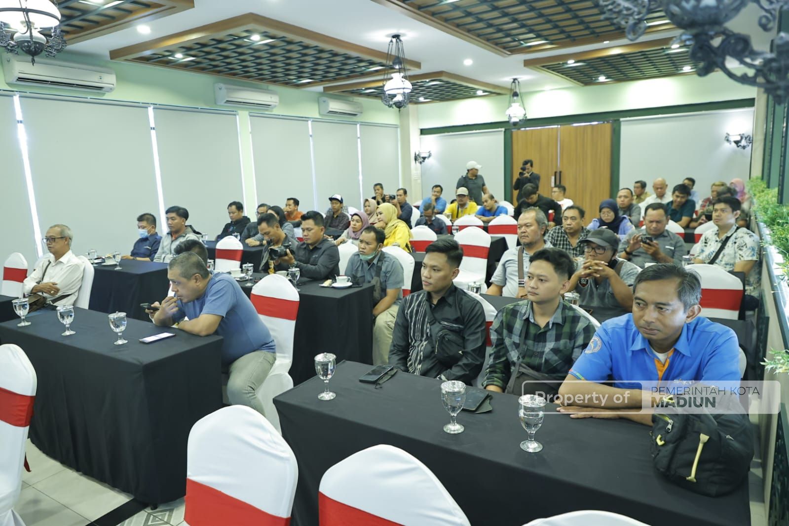 Foto 4 dari 11: Gathering dengan Awak Media, Wali Kota: Pers Penting untuk Wujudkan Madiun Kota Terbuka