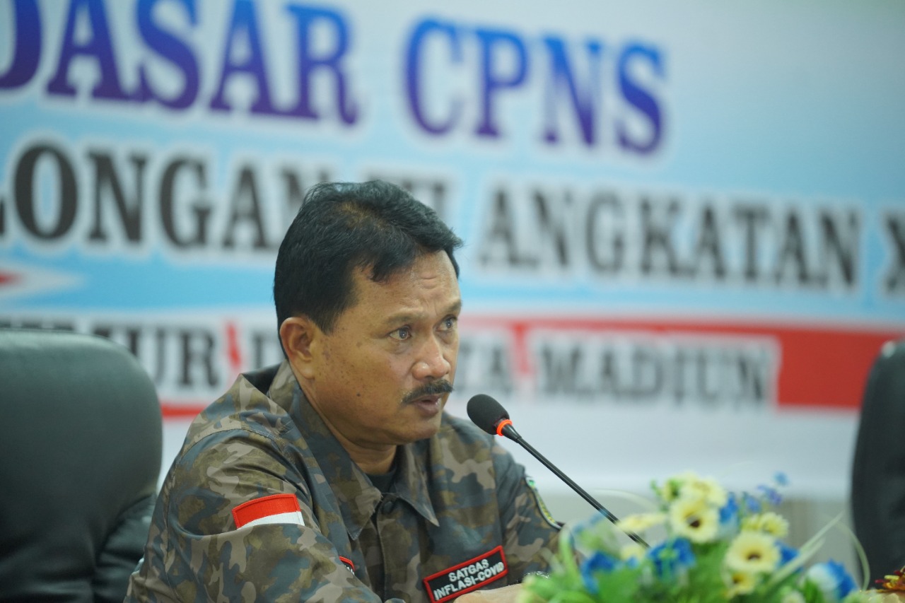Foto 1 dari 9: Tutup Latsar CPNS tahun 2022, Wali Kota Pesan Jaga Komitmen dalam Bertugas