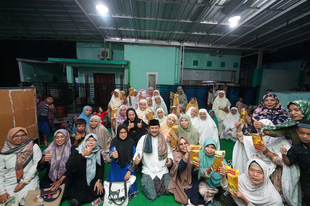 Foto 8 dari 9: Safari Tarawih Di Masjid Al-Barokah Banjarejo, Wali Kota Harap Warga Tingkatkan Kegiatan Keagamaan Di Rumah Ibadah