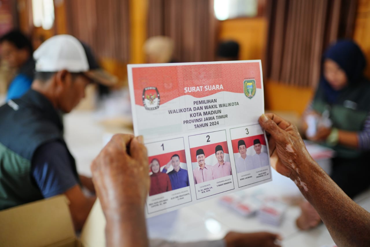 Sortir Lipat Hitung Surat Suara Dimulai, KPU Kota Madiun Libatkan 40 Orang Perwakilan Masyarakat