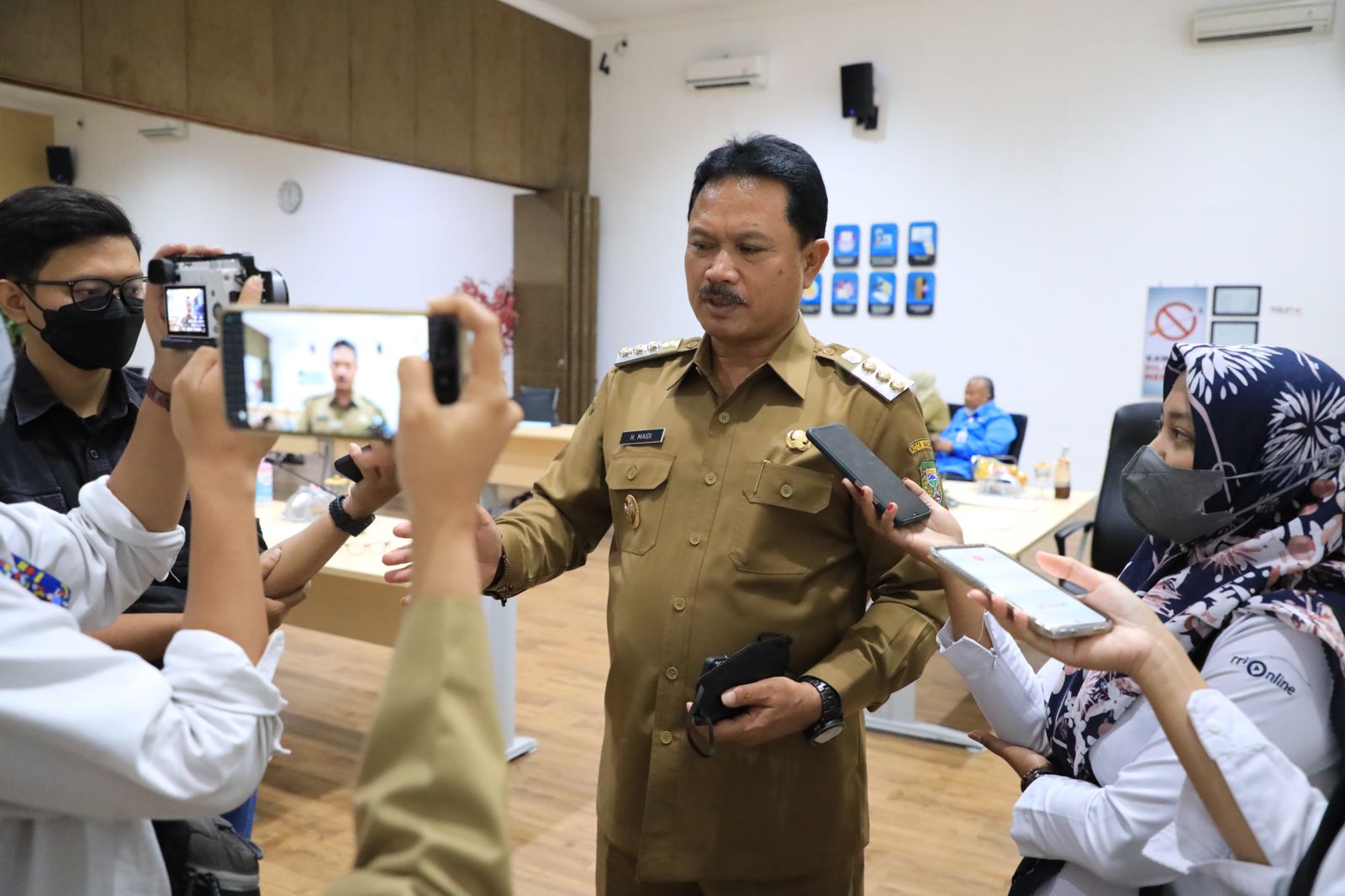 Foto 10 dari 10: Masuk Nominasi STBM Award 2022, Wali Kota Paparkan Strategi Pemkot Gencarkan STBM
