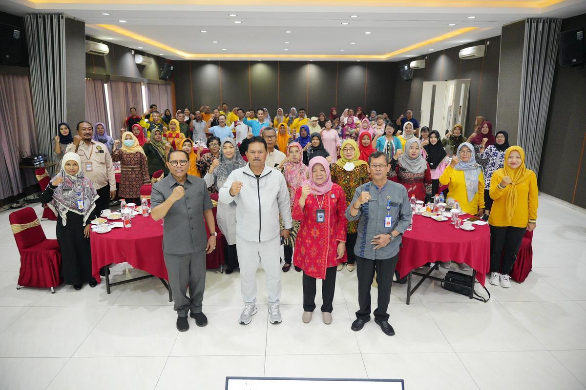 Foto 8 dari 8: Buka Sosialisasi Program TPBIS, Wali Kota Harap Peningkatan Budaya Literasi