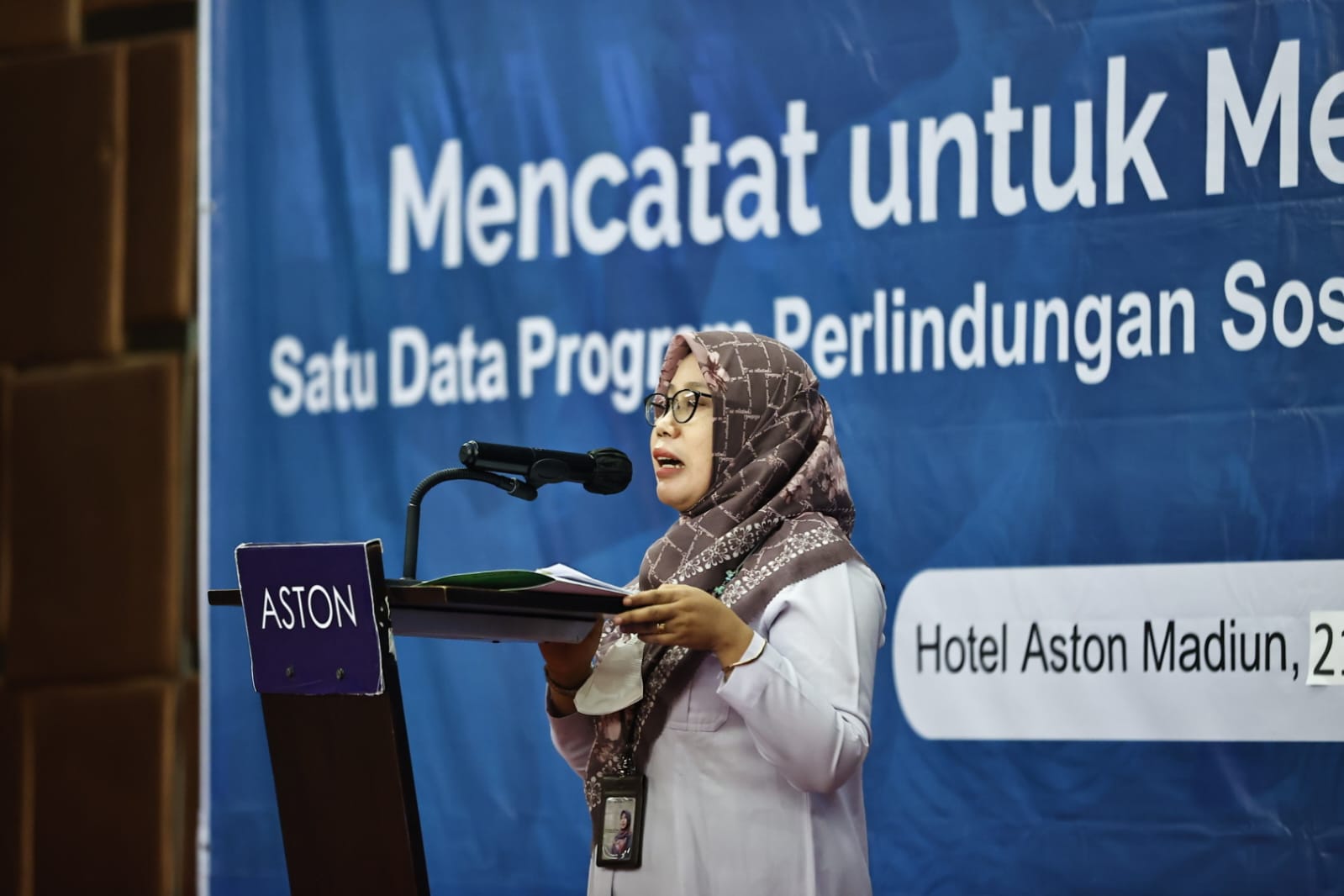 Foto 6 dari 10: Dukung Regsosek 2022, Wali Kota Harap Warga Jujur Sampaikan Data