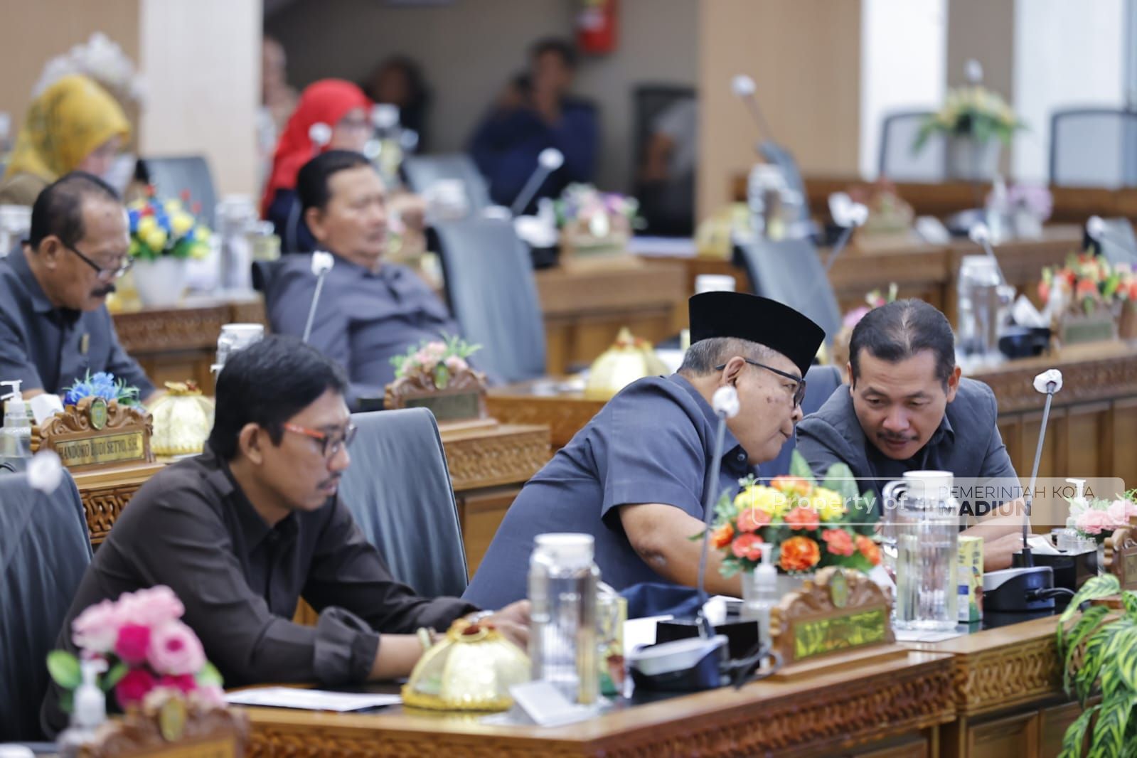 Foto 4 dari 4: Pembahasan APBD Perubahan Berlanjut, Wali Kota Sampaikan Jawaban Atas PU Fraksi-Fraksi