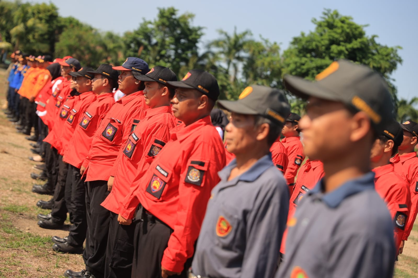 Foto 6 dari 9: Antisipasi Kebakaran, Pj Wali Kota Buka Pelatihan dan Simulasi Penanggulangan Kebakaran
