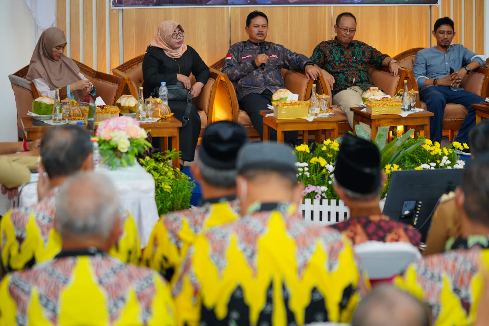 Foto 6 dari 10: Bersama DPRD, Wali Kota Bertemu Warga Di Tiga Kelurahan